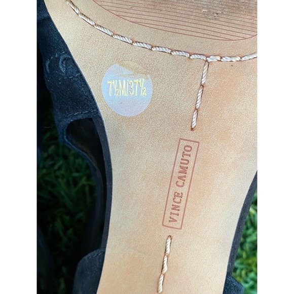 Vince Camuto Conley Black True Suede Buckle Open Toe Cut Out Block Bootie 7.5M - Picture 9 of 9